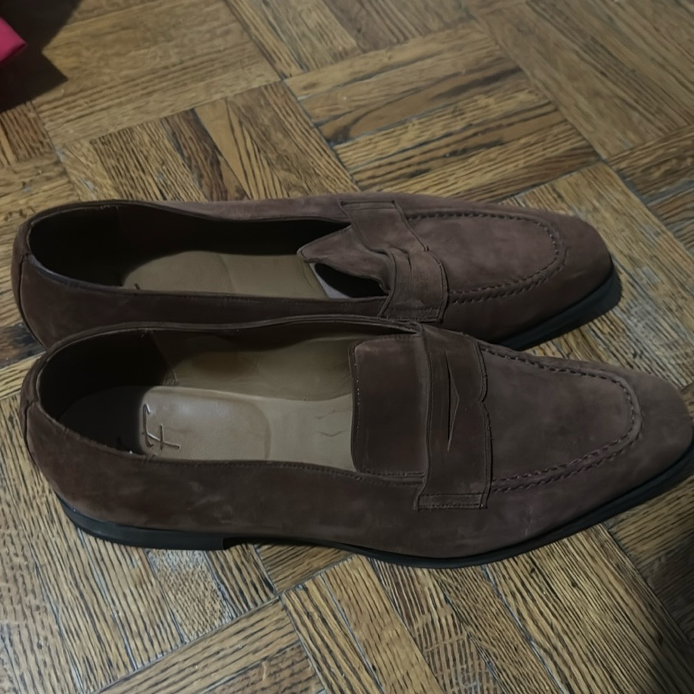 Dress shoes
